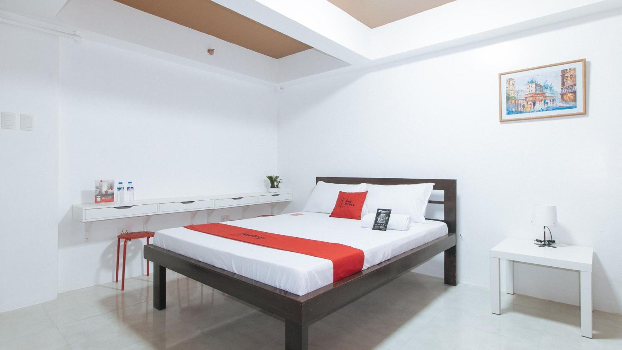 Hotel Reddoorz Near Ust Sampaloc Manila Exterior foto